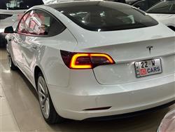 تسلا موديل 3